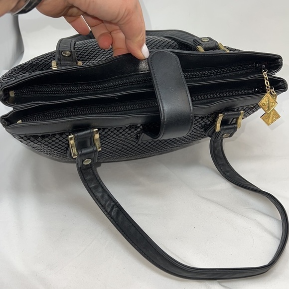 Whiting and Davis Large Double Compartment Shoulder Bag - Picture 6 of 16